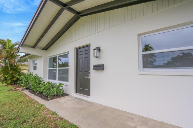3 of 45 - 3288 Bermuda Road, Palm Beach Gardens, FL