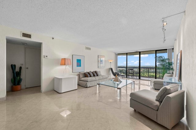 4 of 69 - 1900 Consulate Place #1905, West Palm Beach, FL