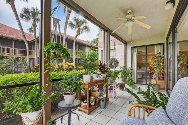 5 of 51 - 19367 Sabal Lake Drive #5037, Boca Raton, FL