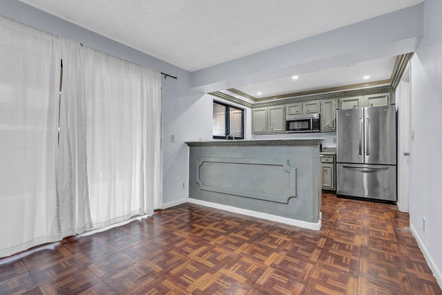 3 of 36 - 5344 Bosque Lane #101, West Palm Beach, FL