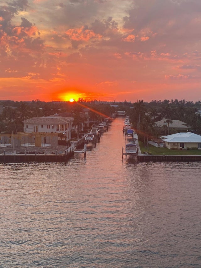 4 of 35 - 3912 S Ocean Boulevard #607, Highland Beach, FL