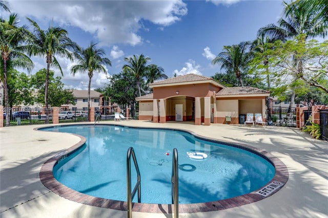4 of 13 - 3810 N Jog Road #106, West Palm Beach, FL