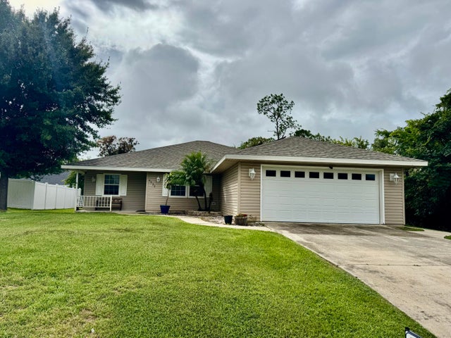 1 of 58 - 1521 Lancia Avenue, Sebring, FL