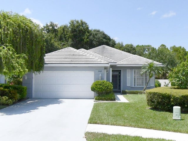 1 of 1 - 240 Nw Bentley Circle, Port Saint Lucie, FL