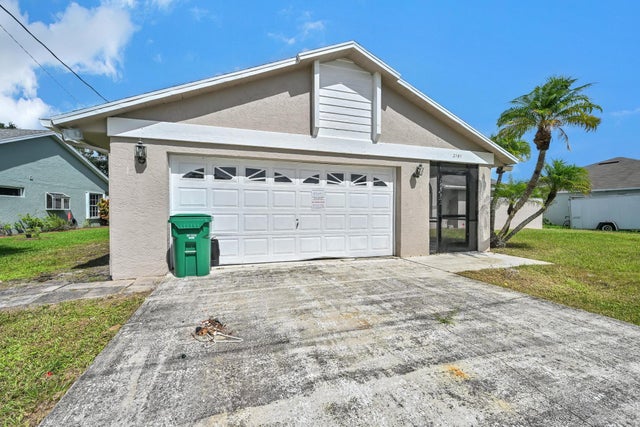 3 of 30 - 2151 Se Bowie Street, Port Saint Lucie, FL
