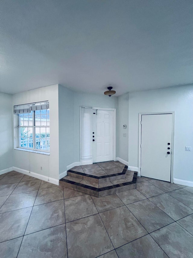 5 of 39 - 5033 Polaris Cove, Greenacres, FL