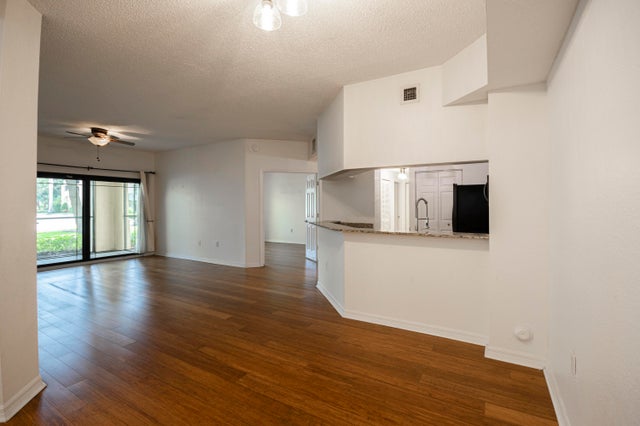 4 of 33 - 3020 Alcazar Place #106, Palm Beach Gardens, FL