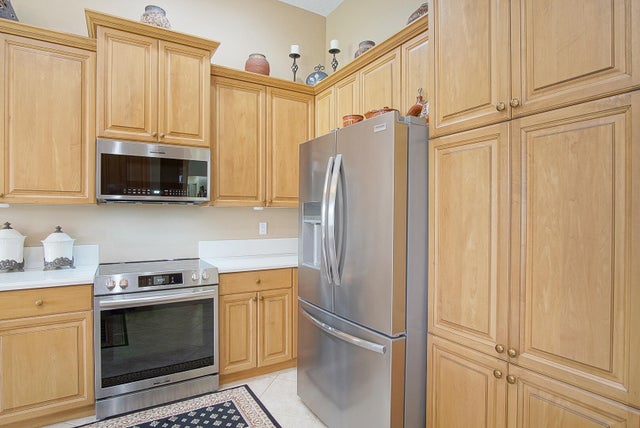 5 of 47 - 509 Nw Blue Lake Drive, Port Saint Lucie, FL