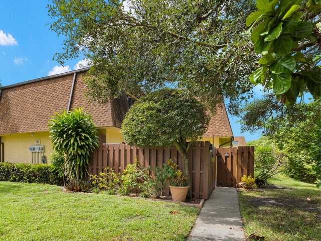 2 of 30 - 110 N Delaware Boulevard #18a, Jupiter, FL