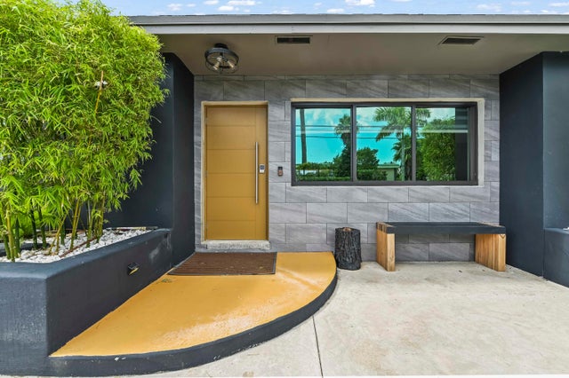 5 of 37 - 214 S Swinton Avenue, Delray Beach, FL