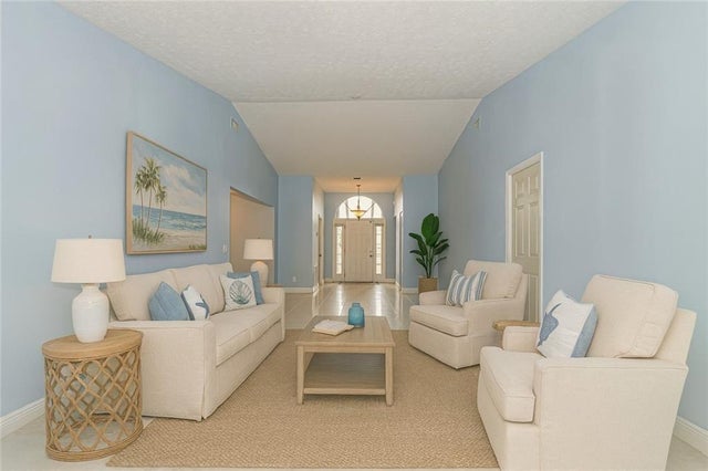 5 of 43 - 841 Lake Orchid Circle, Vero Beach, FL