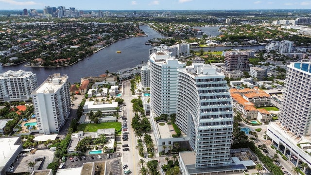 2 of 29 - 3101 Bayshore Drive Drive #2106, Fort Lauderdale, FL