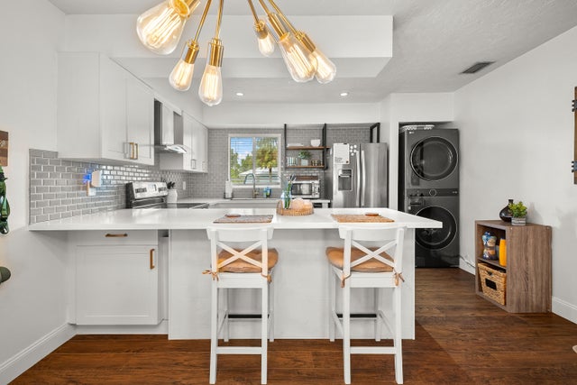 2 of 30 - 197 Se Village Drive #197, Port Saint Lucie, FL