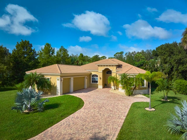 2 of 77 - 8300 Sw Cattleya Drive, Stuart, FL