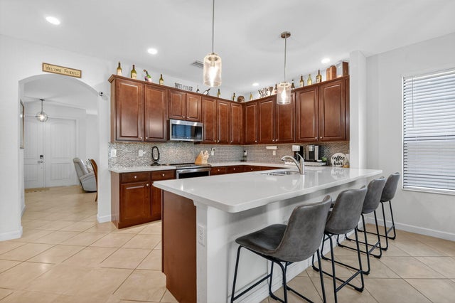 2 of 76 - 5913 Sandbirch Way, Lake Worth, FL