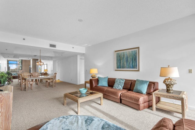 5 of 28 - 11370 Twelve Oaks Way #412, North Palm Beach, FL