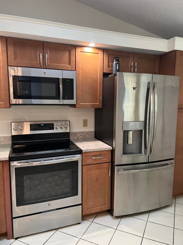 4 of 52 - 10555 Garden Palm Court #a, Boynton Beach, FL