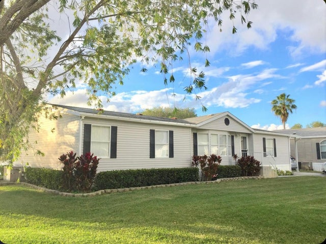 1 of 12 - 159 Plantation Blvd, Lake Worth, FL