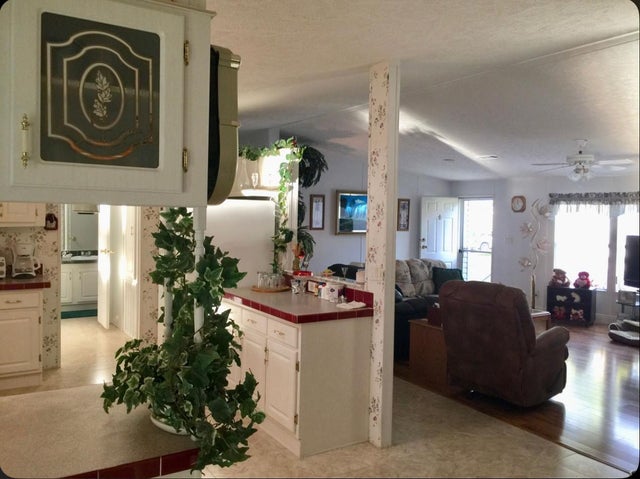 5 of 12 - 159 Plantation Blvd, Lake Worth, FL