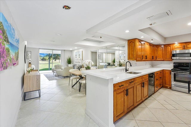 1 of 31 - 6400 Nw 2nd Avenue #123, Boca Raton, FL