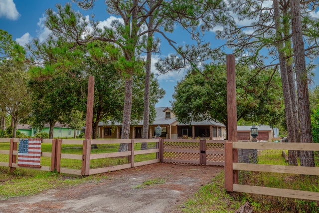 1 of 41 - 4920 Tree Top Trail, Fort Pierce, FL