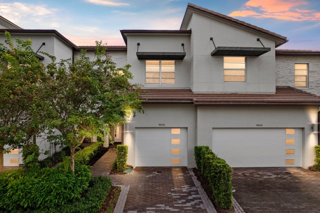 1 of 29 - 9040 Kingsmoor Way, Lake Worth, FL