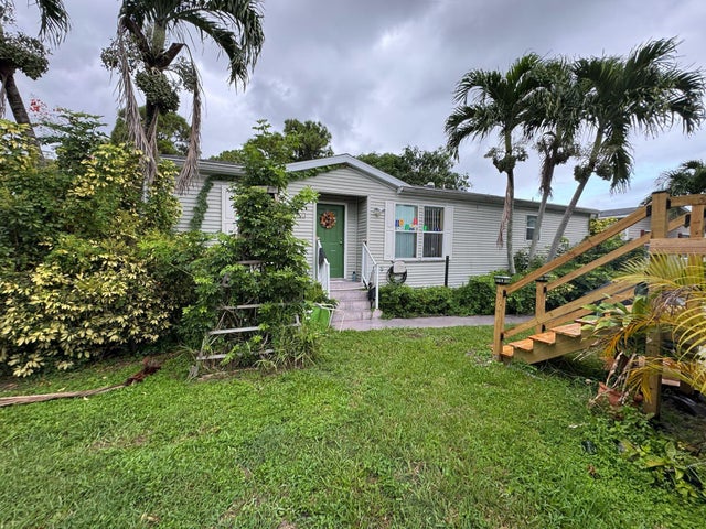 2 of 15 - 2555 Pga Blvd Lot #313, Palm Beach Gardens, FL