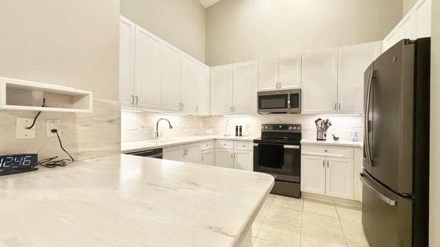 4 of 16 - 9905 Galleon Drive, West Palm Beach, FL