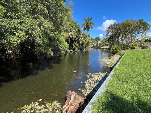 2 of 31 - 2141 Hypoluxo Road, Lake Worth, FL