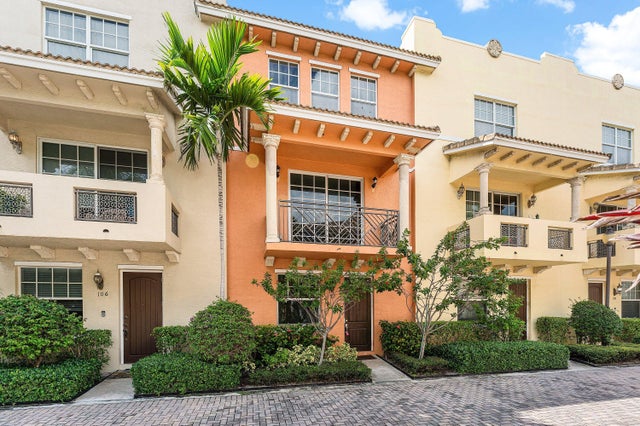 2 of 37 - 219 N L Street #107, Lake Worth Beach, FL