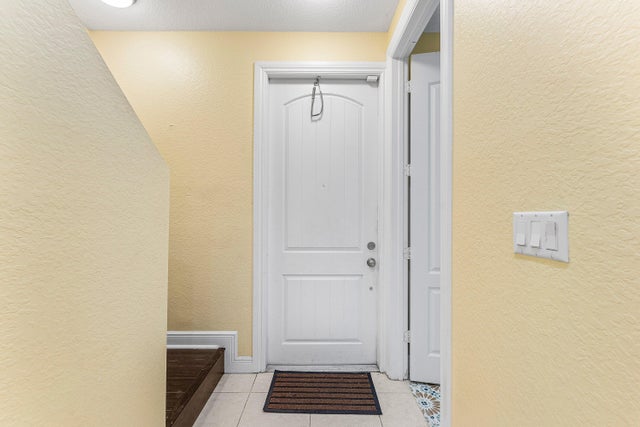 4 of 37 - 219 N L Street #107, Lake Worth Beach, FL