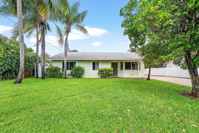 2 of 42 - 165 Nw 8th Street, Boca Raton, FL
