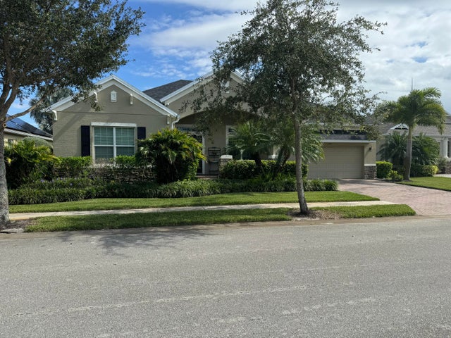 1340 S Village Square, Vero Beach