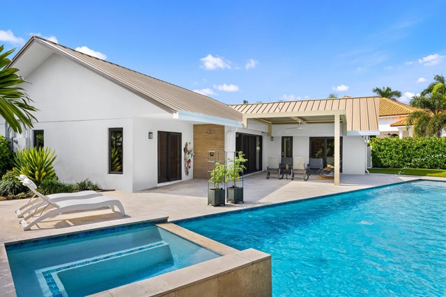 2 of 57 - 843 Ne Mulberry Drive, Boca Raton, FL