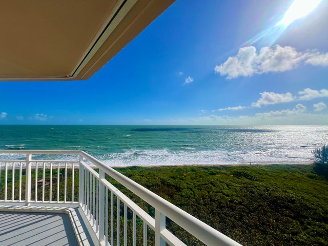1 of 41 - 3870 N Highway A1a #906, Hutchinson Island, FL