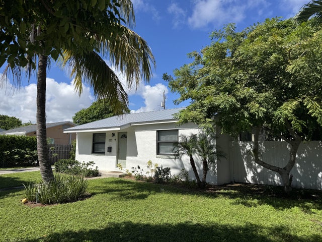 1 of 18 - 611 Monceaux Road, West Palm Beach, FL
