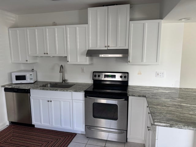 5 of 18 - 611 Monceaux Road, West Palm Beach, FL