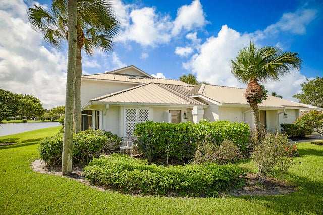 1 of 36 - 5611 Se Foxcross Place #5611, Stuart, FL