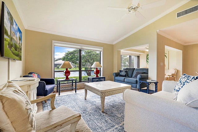 5 of 36 - 5611 Se Foxcross Place #5611, Stuart, FL