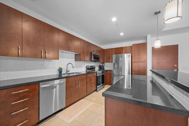 5 of 35 - 300 S Australian Avenue #1619, West Palm Beach, FL