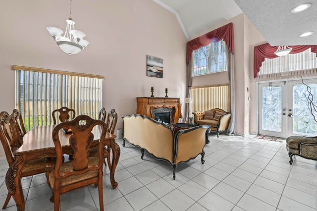 5 of 47 - 375 Sw 205th Avenue, Pembroke Pines, FL