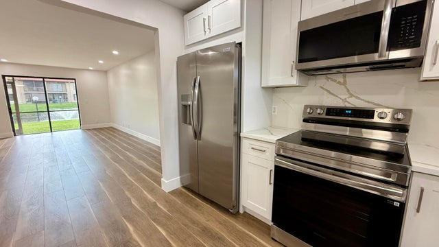 4 of 22 - 21905 Lake Forest Circle #101, Boca Raton, FL
