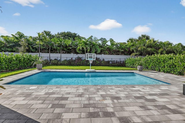 4 of 108 - 8366 Essex Country Club Drive, Boca Raton, FL