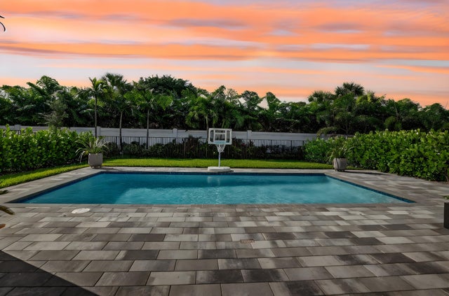 5 of 108 - 8366 Essex Country Club Drive, Boca Raton, FL