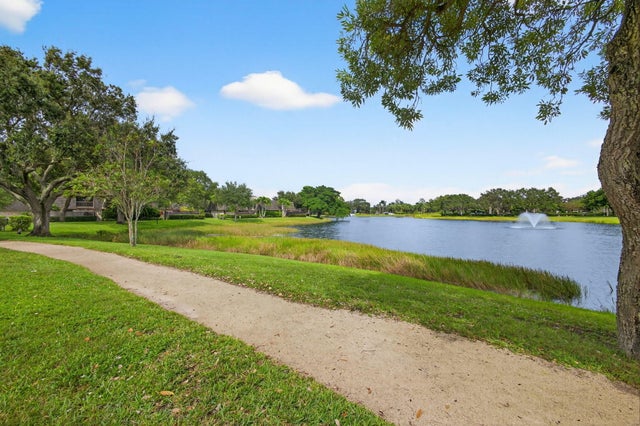 2 of 97 - 411 4th Terrace, Palm Beach Gardens, FL