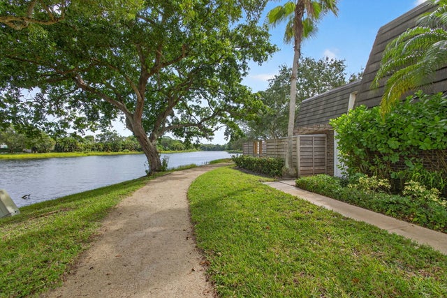 3 of 97 - 411 4th Terrace, Palm Beach Gardens, FL