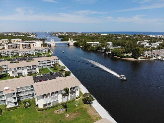 4 of 42 - 740 Horizons W #203, Boynton Beach, FL
