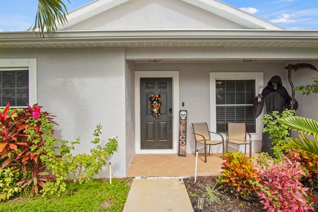 3 of 62 - 2663 Sw Chestnut Lane, Port Saint Lucie, FL