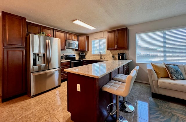 2 of 17 - 136 Dorchester F, West Palm Beach, FL