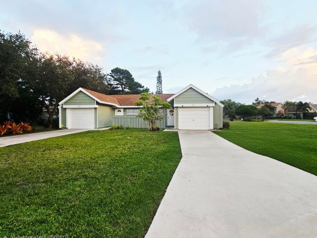 1321 Se La Haven Court, Port Saint Lucie